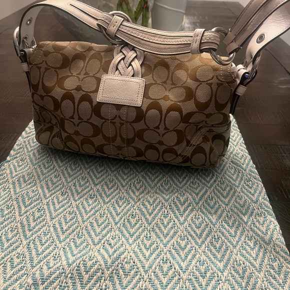 🌺Coach purse - Picture 8 of 9